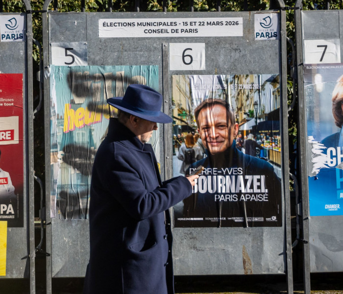 Γαλλία: σε εξέλιξη οι δημοτικές εκλογές - Η μονομαχία στο Παρίσι και η αγωνία της Λεπέν εν όψει προεδρικής κάλπης