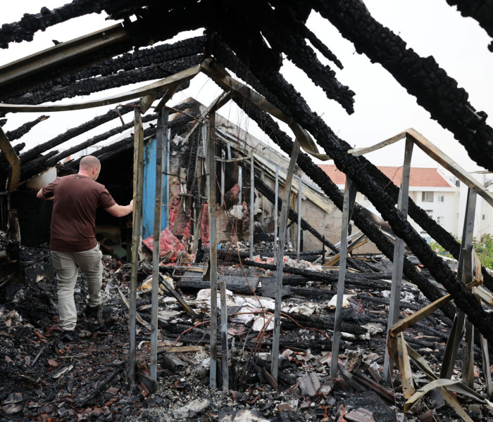 Κλιμάκωση στη Μέση Ανατολή: το Ισραήλ πλήττει το Ιράν - Σκληρή απάντηση από Τεχεράνη και Χεζμπολάχ με απειλές κατά Νετανιάχου