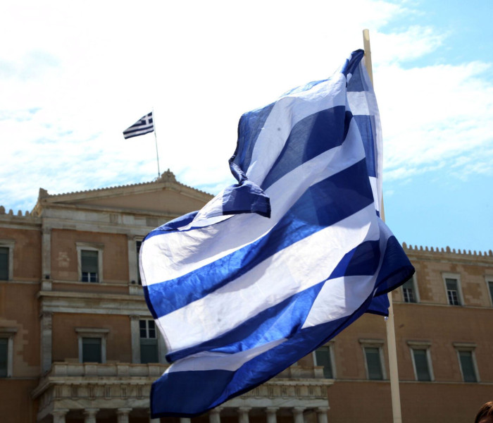 Η Βουλή «υιοθετεί» τα παιδιά των πιλότων του Phantom που συνετρίβη στην Τανάγρα