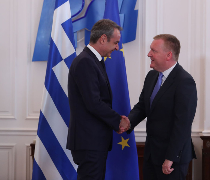 Επίτροπος ΕΕ σε Μητσοτάκη: Σημαντική πρόοδος της Ελλάδας στο κράτος δικαίου - Ενισχύει οικονομία και επενδύσεις
