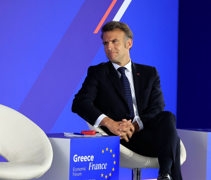Μακρόν προς Μητσοτάκη: Πρέπει να ενισχύσουμε την ασφάλεια και την ανταγωνιστικότητα στην Ευρώπη (video)