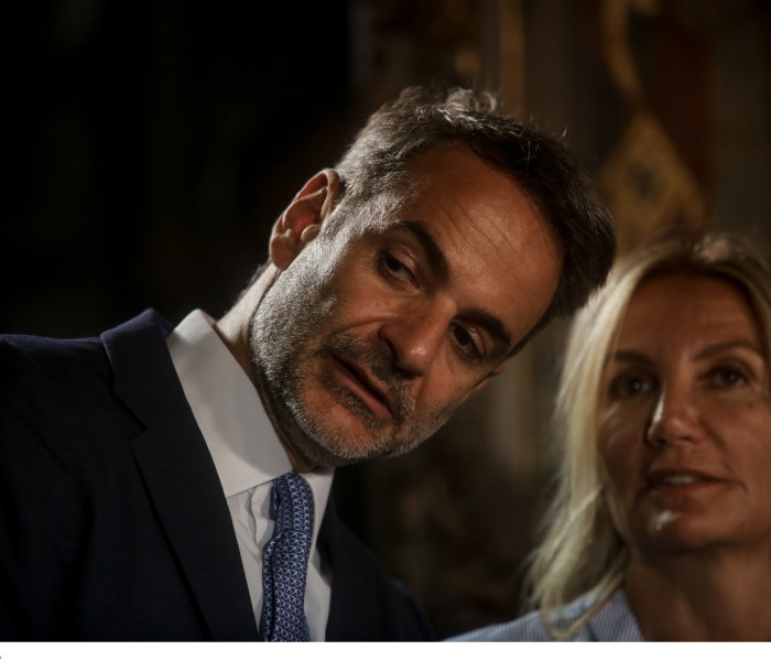 Εξιτήριο για τη Μαρέβα Μητσοτάκη μετά την επέμβαση (video)