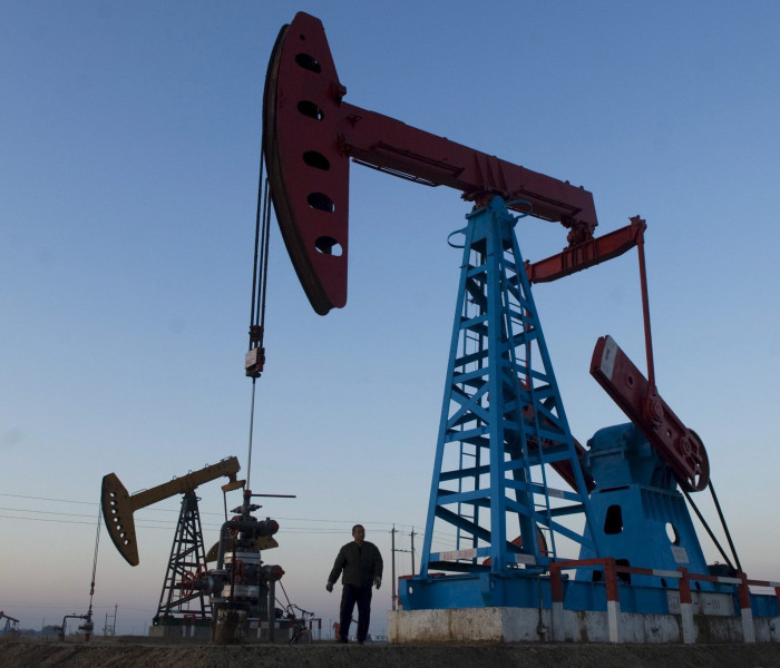 Πετρέλαιο: «Βουτιά» έως 7% μετά τα σενάρια συμφωνίας ΗΠΑ-Ιράν (video)
