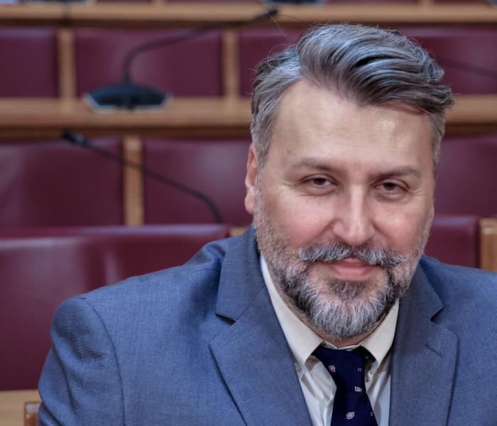 Γιάννης Καλλιάνος: Βάζει τέλος στα σενάρια αποχώρησης - «Η θέση μου είναι στη ΝΔ» (video)