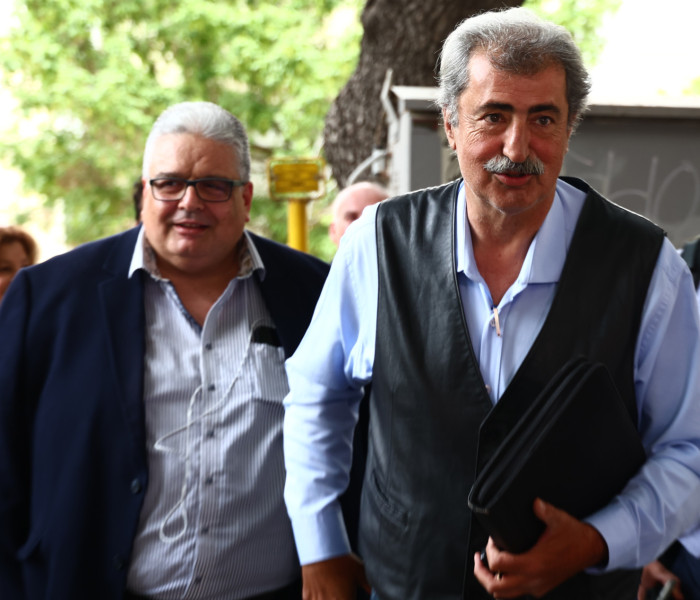 Νέα πυρά Παύλου Πολάκη σε Σωκράτη Φάμελλο: Άτιμο να στηρίζεις άλλο κόμμα και να μην παραιτείσαι