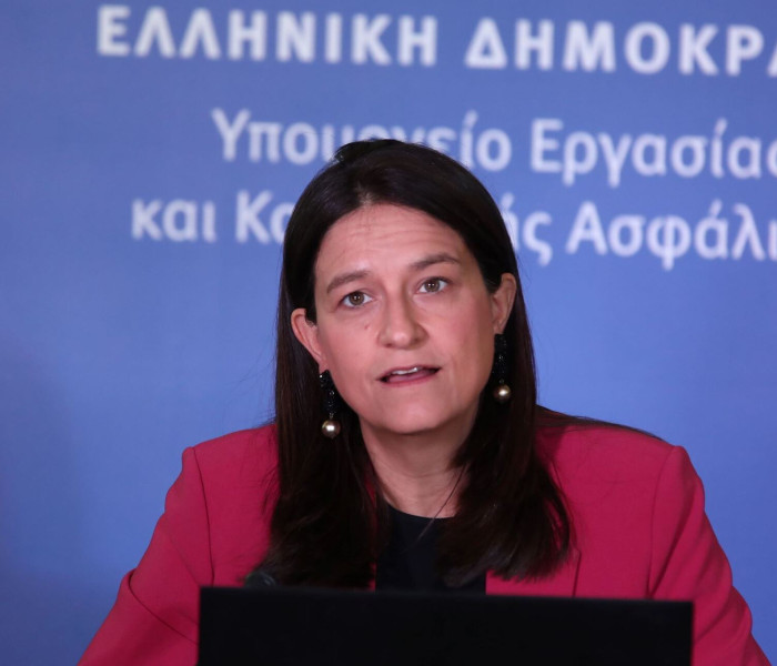 Τέσσερις νέες Σχολές Μαθητείας της ΔΥΠΑ - Νίκη Κεραμέως: «Σπουδάζεις, δουλεύεις, πληρώνεσαι»