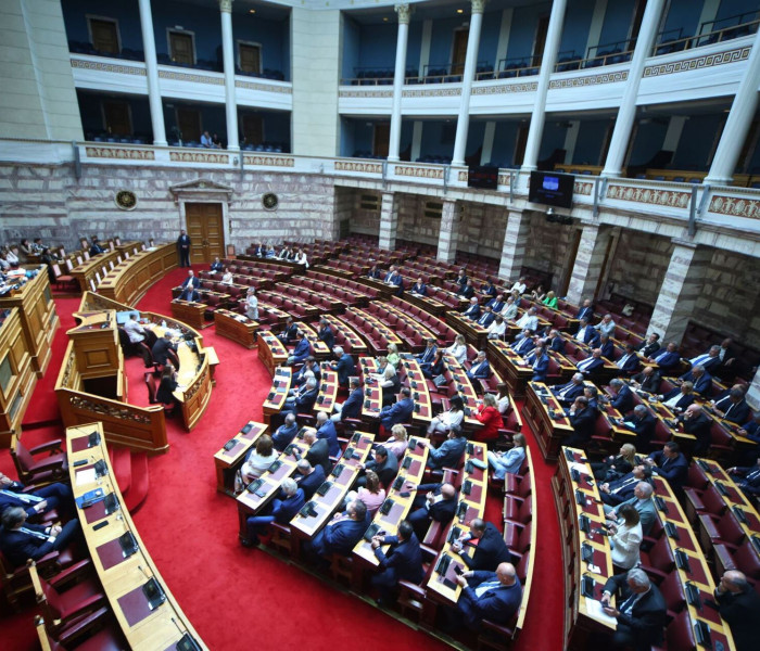 «Κυβέρνηση ηττημένων»: το πολιτικό παζλ δεν συμπληρώνεται