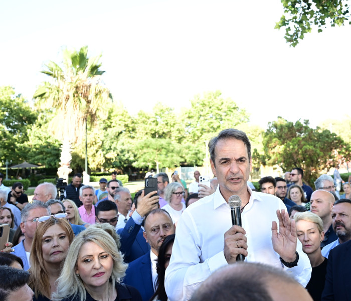 Επίθεση Κυριάκου Μητσοτάκη σε Αλέξη Τσίπρα-Νίκο Ανδρουλάκη: Ο «τζάμπα 1» συναγωνίζεται τον «τζάμπα 2» - Εμείς χαράσσουμε συνετή πολιτική