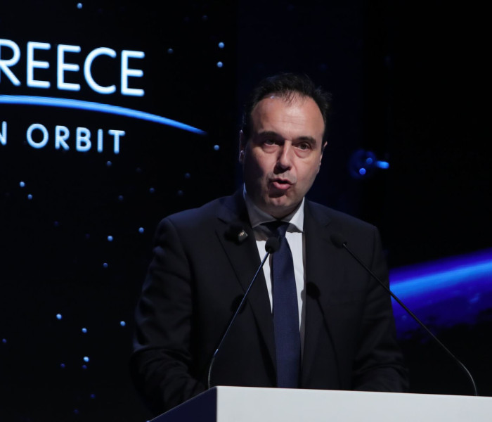 Παπαστεργίου - Γκιλφόιλ: συνεργασία σε τεχνολογία και AI