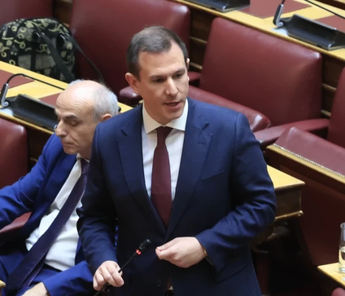 Οι καταγγελίες Δουδωνή για τις σχέσεις Τσίπρα με μη κρατικά ΑΕΙ σε Ελλάδα και Κύπρο (video)