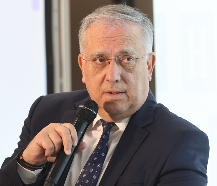 Τάκης Θεοδωρικάκος: Πώς το νέο νομοσχέδιο για την καταναλωτική πίστη βάζει «φρένο» στις υπέρογκες επιβαρύνσεις