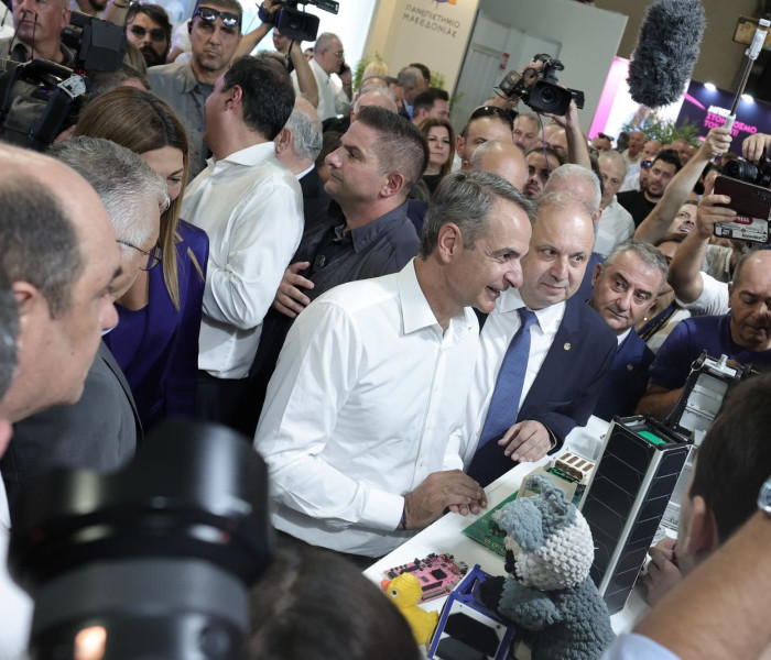 Στα εγκαίνια της 90ής ΔΕΘ ο Κυριάκος Μητσοτάκης: το παρασκήνιο της επίσκεψης στα περίπτερα  (photos - video)