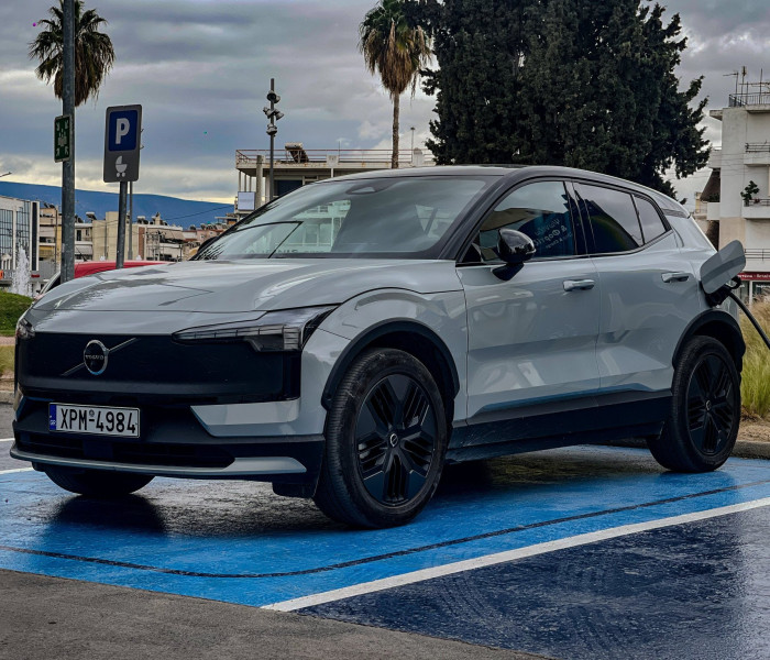 Ηλεκτροκίνηση: Η Ελλάδα στις χώρες με το μεγαλύτερο έλλειμμα φορτιστών - Το μεγάλο ευρωπαϊκό στοίχημα