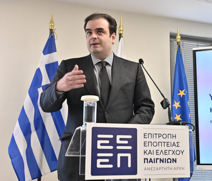 Πιερρακάκης: Μηνύσεις σε 18 influencers για την προώθηση παράνομου τζόγου - Η δημοφιλία δεν προσφέρει ασυλία