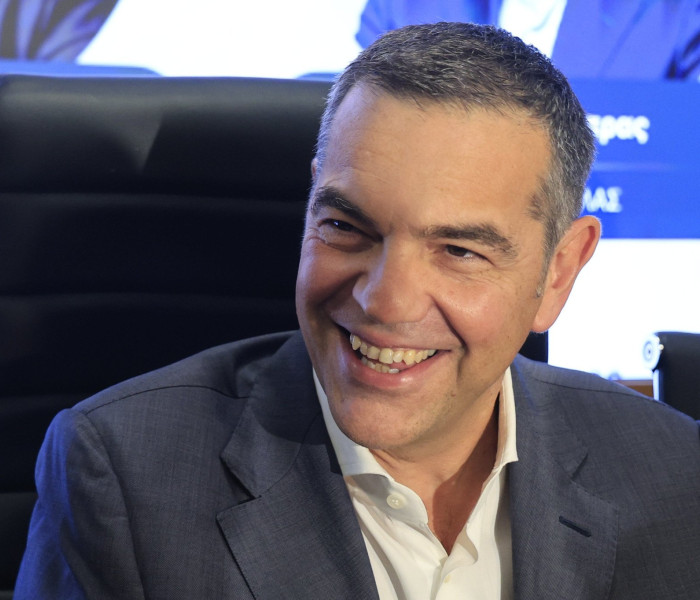 Σύντροφε Αλέξη, η χώρα «έκλεισε» τους λογαριασμούς της με τα μνημόνια το 2022 και όχι το 2018