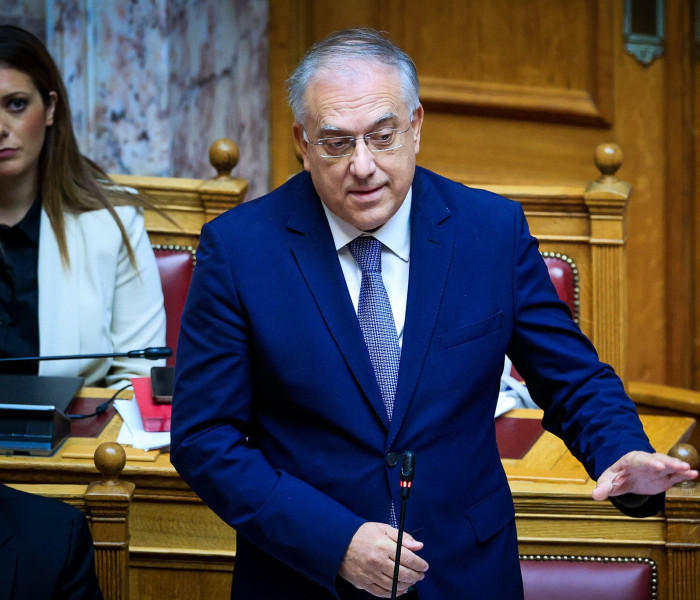Τάκης Θεοδωρικάκος σε Νίκο Ανδρουλάκη: Οδηγείτε το ΠΑΣΟΚ σε απομόνωση - Εμείς είμαστε δίπλα στην κοινωνία