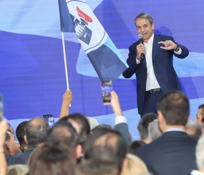 Κυριάκος Μητσοτάκης: Η χώρα δεν θα γυρίσει πίσω, δεν θα πέσει θύμα λαϊκιστών - Ο λαός κρίνει και συγκρίνει, τον εμπιστευόμαστε